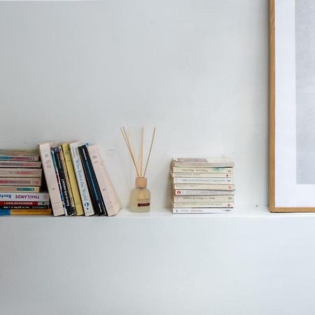 パリJoli Duplex Au Coeur Du Maraisアパートメント エクステリア 写真